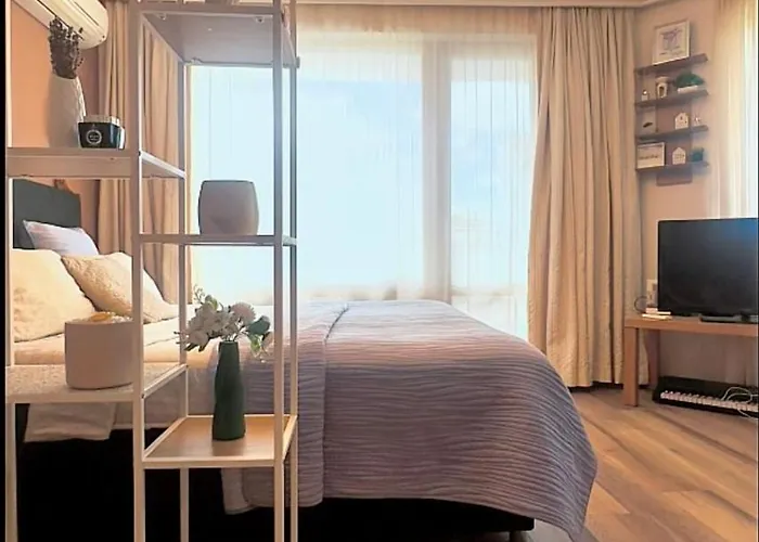 Emerald Breeze In Emerald Ράβντα